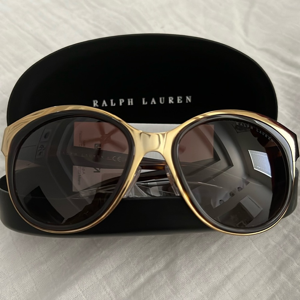 NWOT Ralph Lauren sunglasses